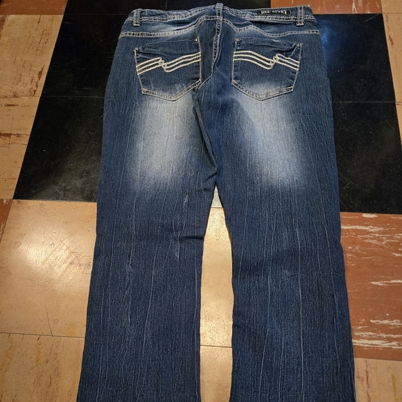 Red Rivet blue denim jean capris distressed juniors size 7 NWOT - Picture 4 of 8